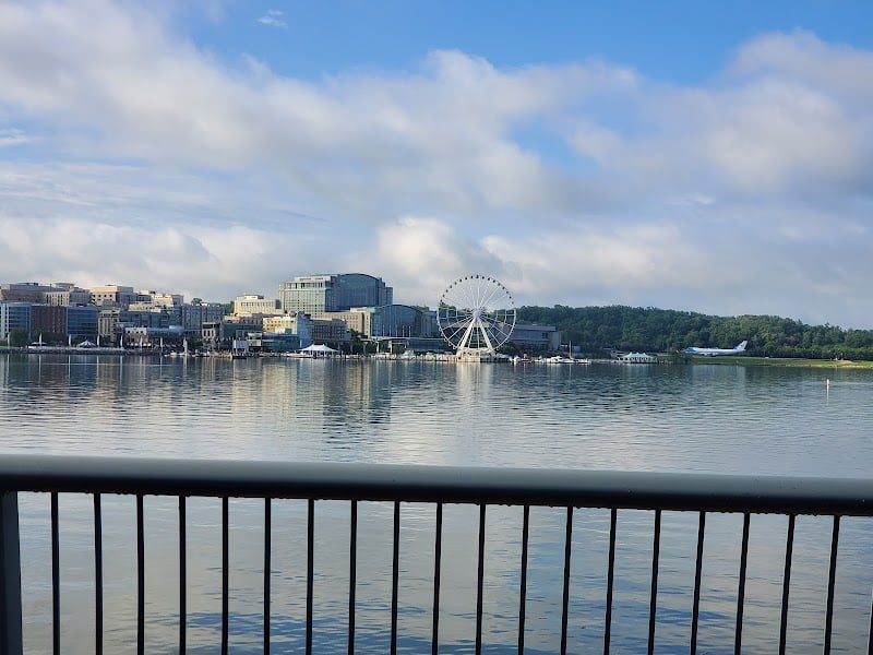 Potomac River Waterfront Park - Oxon Hill, MD