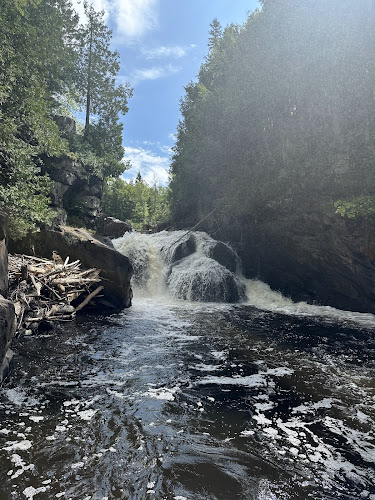 Sturgeon Falls trailhead