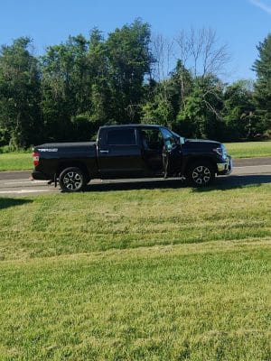 Rosedale Lake Parking Area: Lawrence Hopewell Trail
