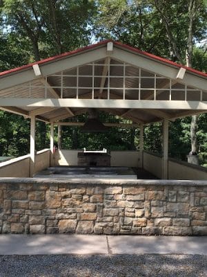 Rosedale Lake Parking Area: Lawrence Hopewell Trail