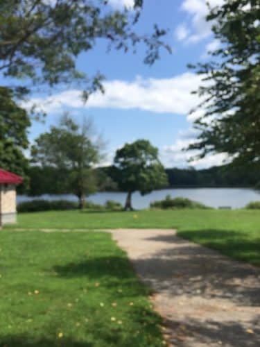 Rosedale Lake Parking Area: Lawrence Hopewell Trail