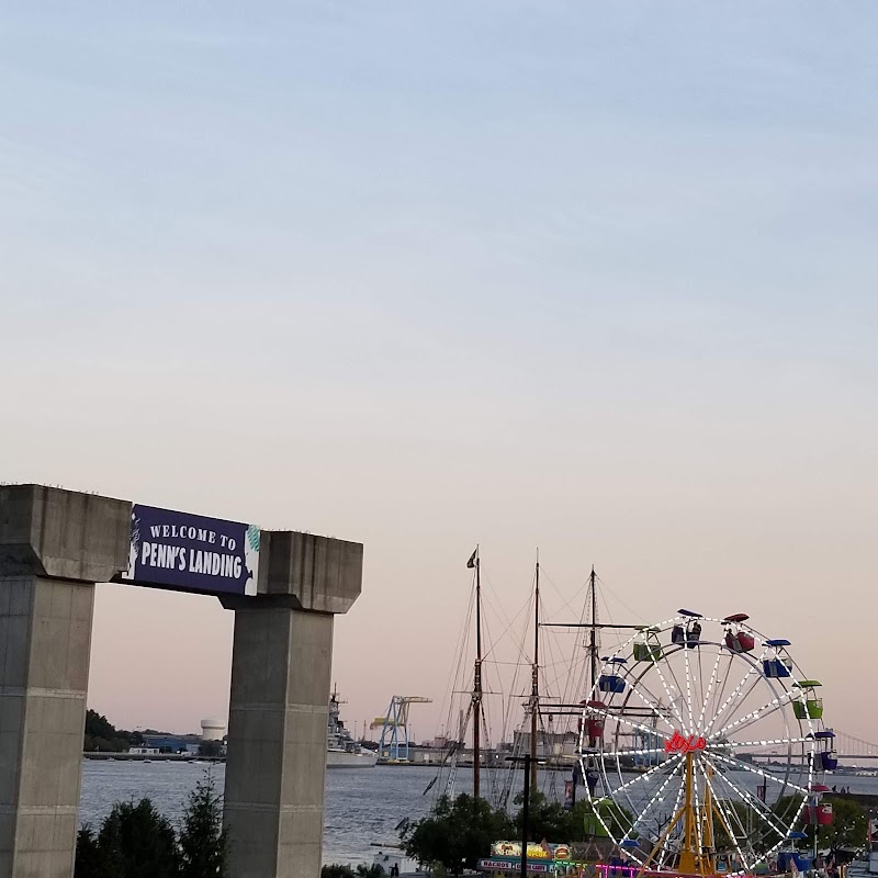 Penn's Landing Dog Park - Philadelphia, PA