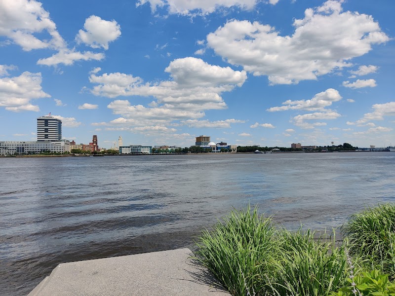 Penn's Landing Dog Park - Philadelphia, PA