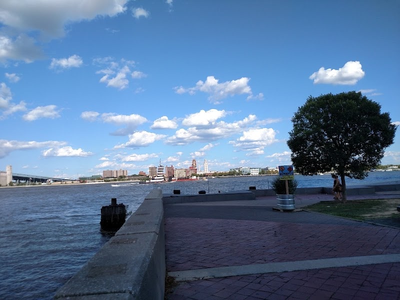 Penn's Landing Dog Park - Philadelphia, PA