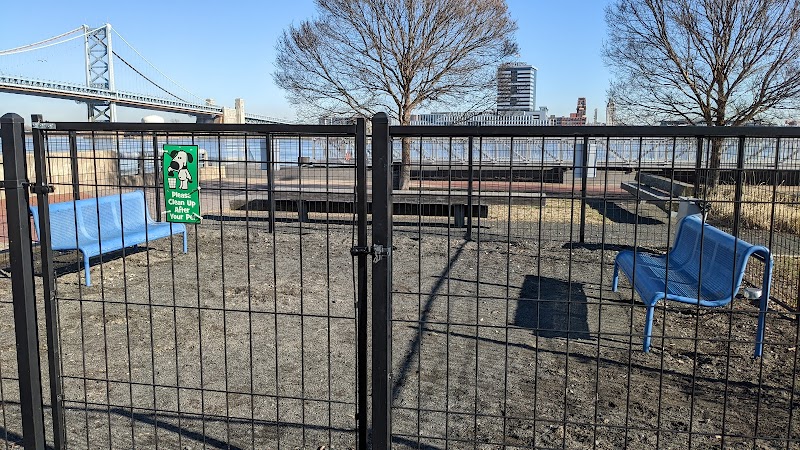 Penn's Landing Dog Park - Philadelphia, PA