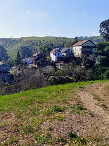 Carquinez Strait Regional Shoreline Park