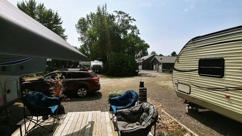 Kamp Across From the Dunes - Sawyer,