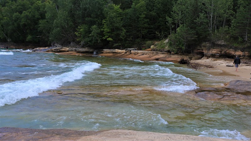 Miners Beach - Shingleton,