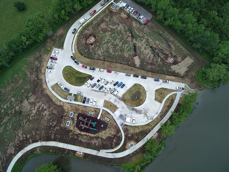 Melvin Murry Dog Park - Spring Hill, KS