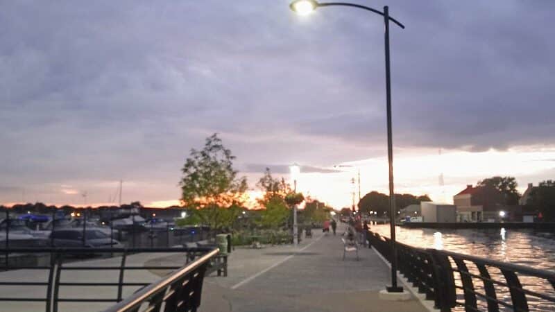 Blossom Heath Pier - St Clair Shores,