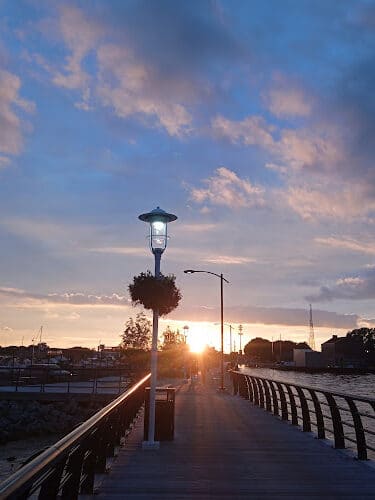 Blossom Heath Pier
