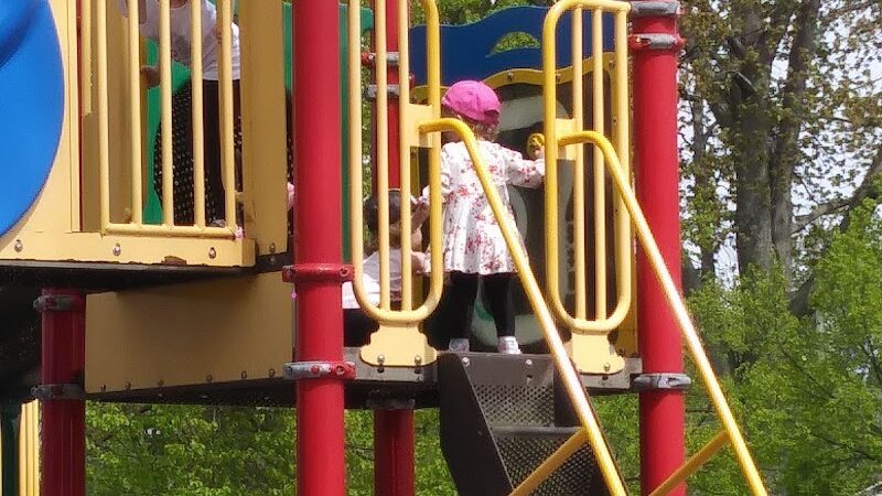 Veterans Memorial Park - St Clair Shores,