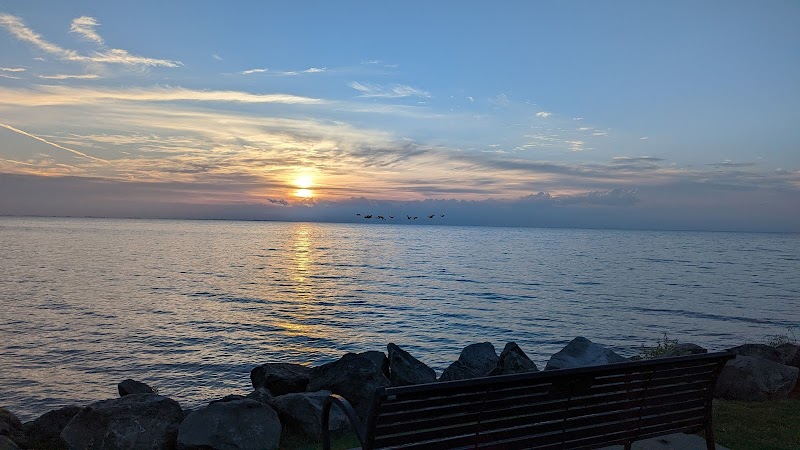 Veterans Memorial Park - St Clair Shores,