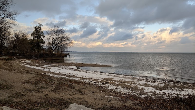 Veterans Memorial Park - St Clair Shores,