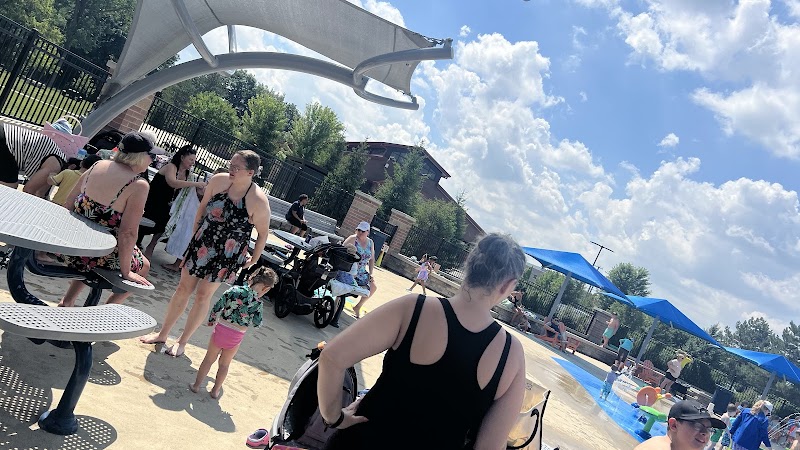 Dodge Park Splash Pad - Sterling Heights,
