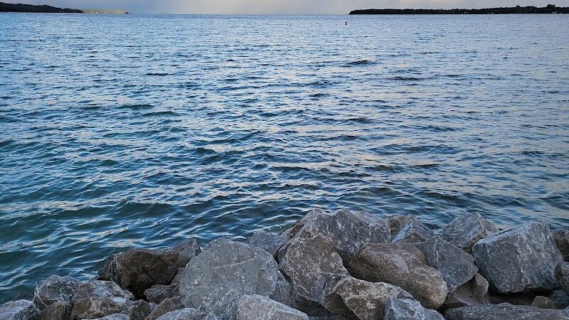 Suttons Bay Beach - Suttons Bay,