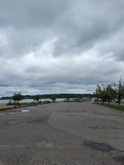 Suttons Bay Beach - Suttons Bay,