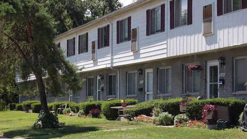 Taylor Park Townhomes - Taylor,