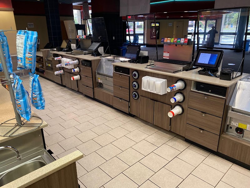 Marlow Cinema 6 - Temple Hills, MD