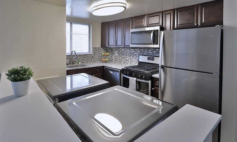 Princeton Estates Apartment Homes - Temple Hills, MD