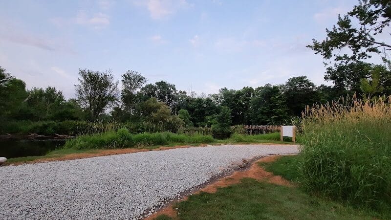 Hoshel Canoe County Park - Three Rivers,