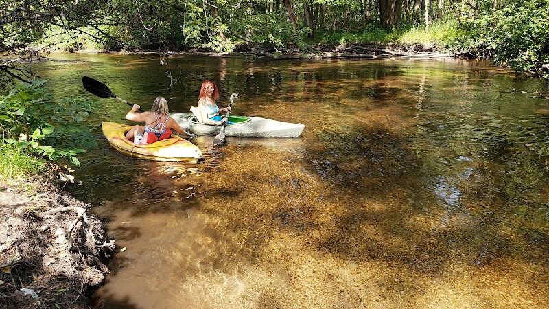 Hoshel Canoe County Park - Three Rivers,