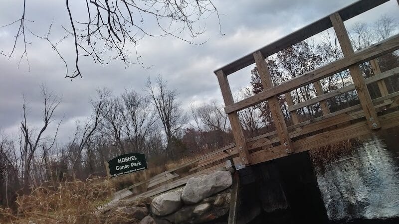 Hoshel Canoe County Park - Three Rivers,