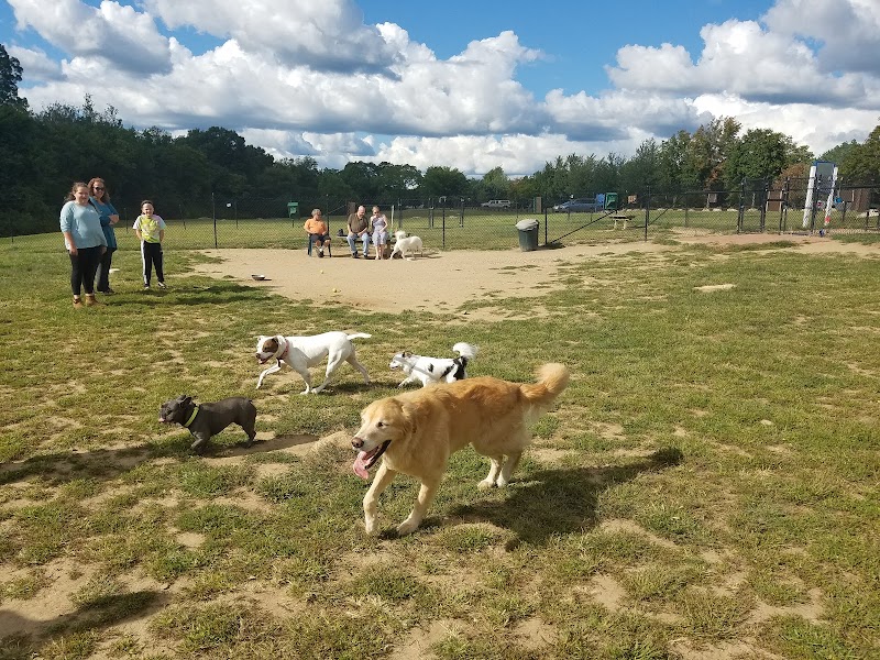 Stenger Farm Park - Waterford, CT