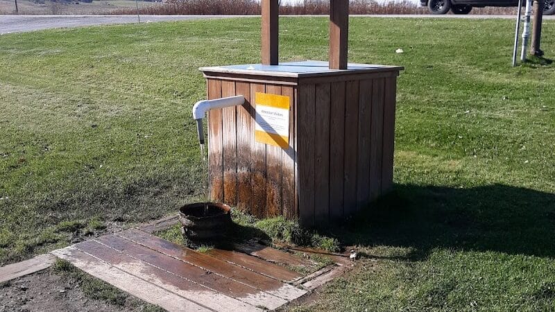 Artesian Flow Roadside Park - Watervliet,