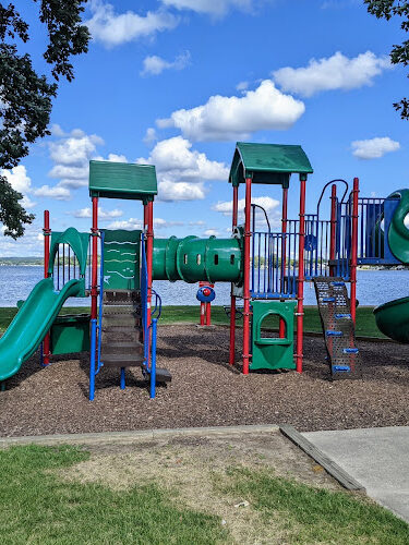 Gun Lake Park