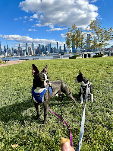 Lincoln Harbor Park