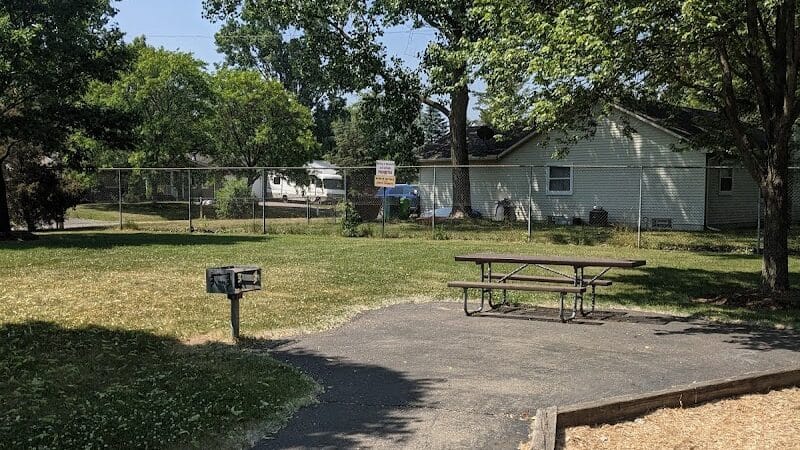 Bloomfield Knolls Park - West Bloomfield Township,