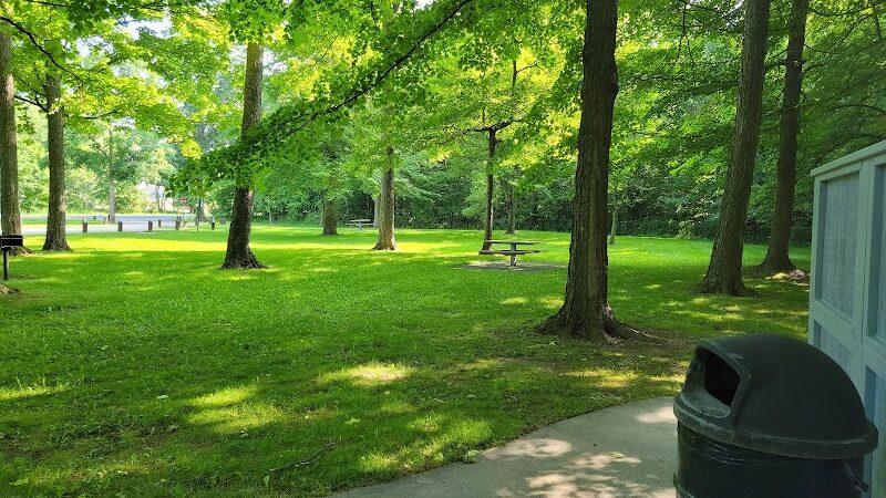 Woodland Roadside Park - Woodland,