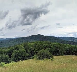 Mt Peg Trails Parking