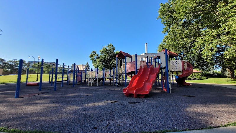 Bishop Park - Wyandotte,