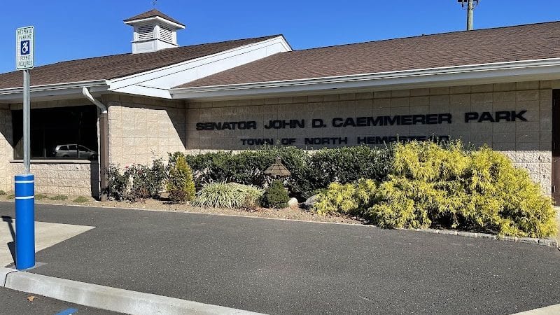 John D Caemmerer Park - Albertson, NY