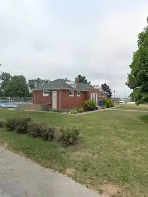 Aledo Park District Swimming Pool (Public)