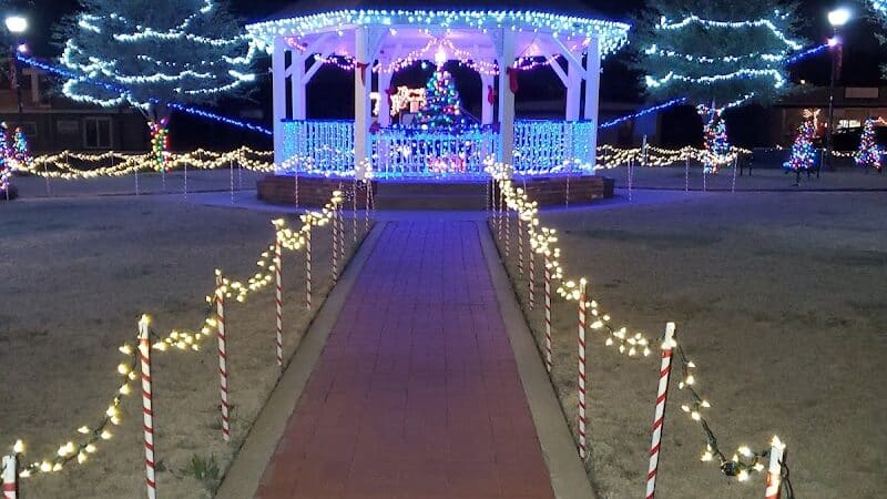 Alvarado Square - Alvarado, TX