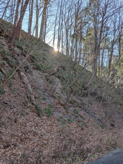 Wolf Hollow Preserve trailhead parking - Amsterdam, NY
