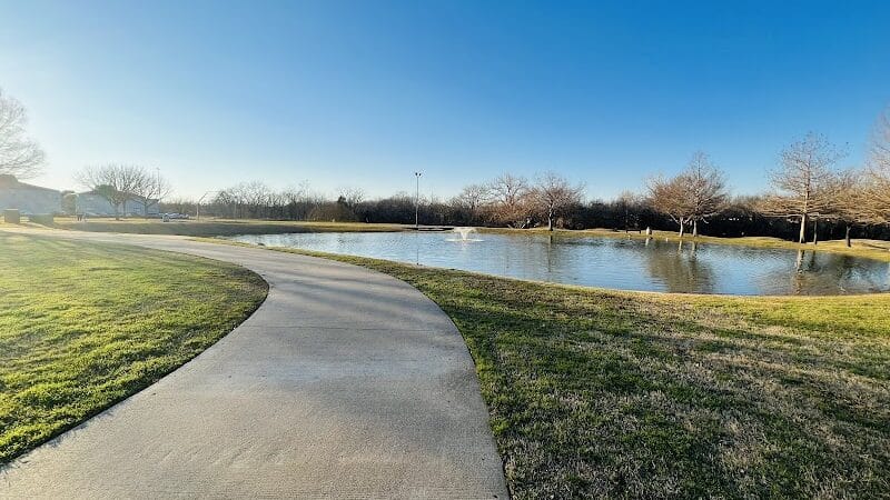 Carl Knox, Jr. Park - Arlington, TX