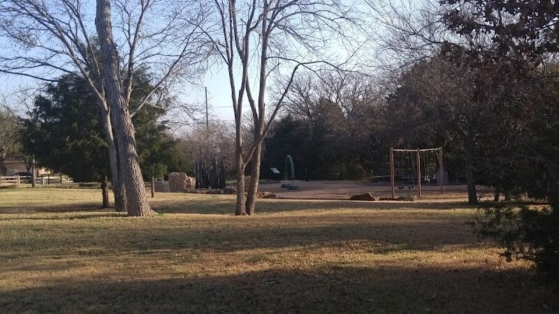 Dixon W. Holman Park - Arlington, TX
