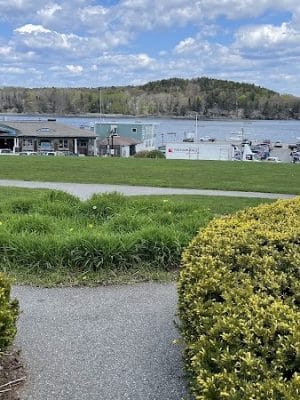 Agamont Park