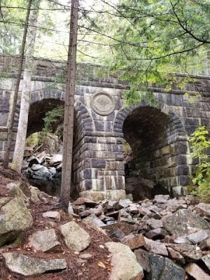 Bubble Pond Carriage Road Trailhead