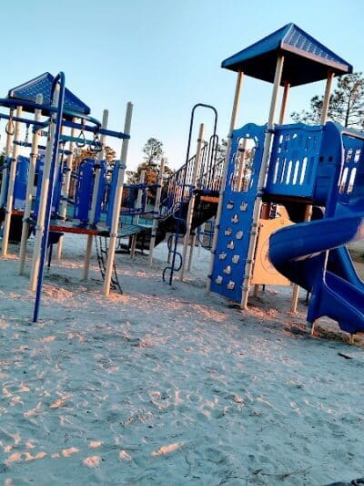 Robert G Muse Memorial Park - Boiling Spring Lakes, NC