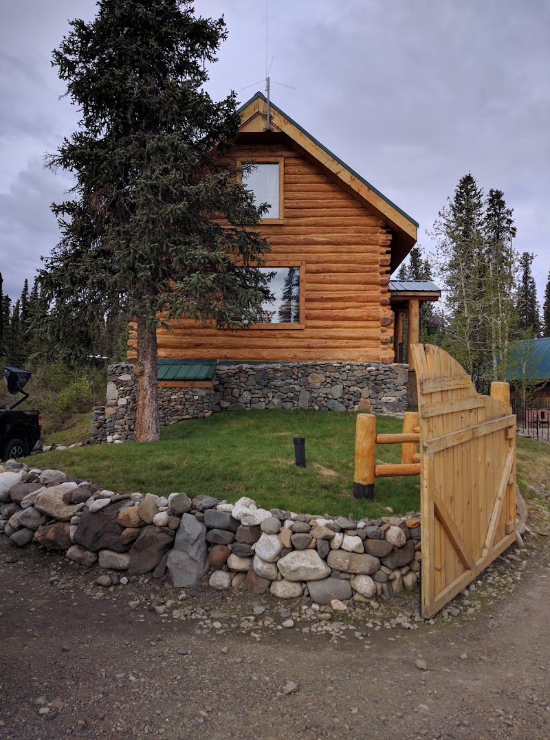 Wolf's Den Kennel - Cantwell, AK