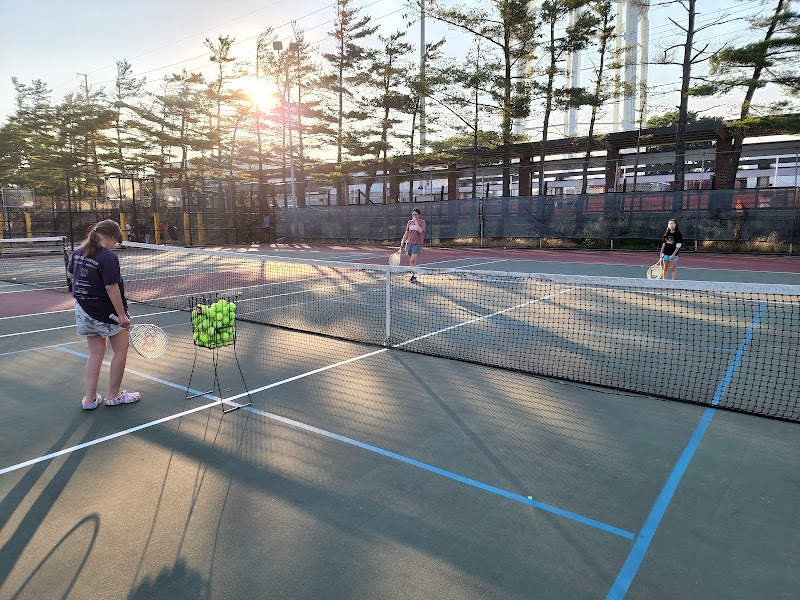 Charles J. Fuschillo Park - Carle Place, NY