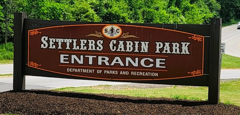 Settlers Cabin Dog Park - Carnegie, PA