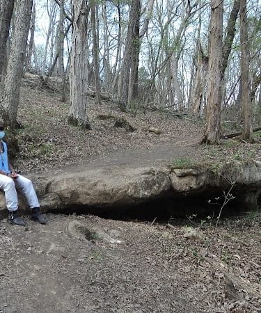 LaBarque Hills Trail Trailhead