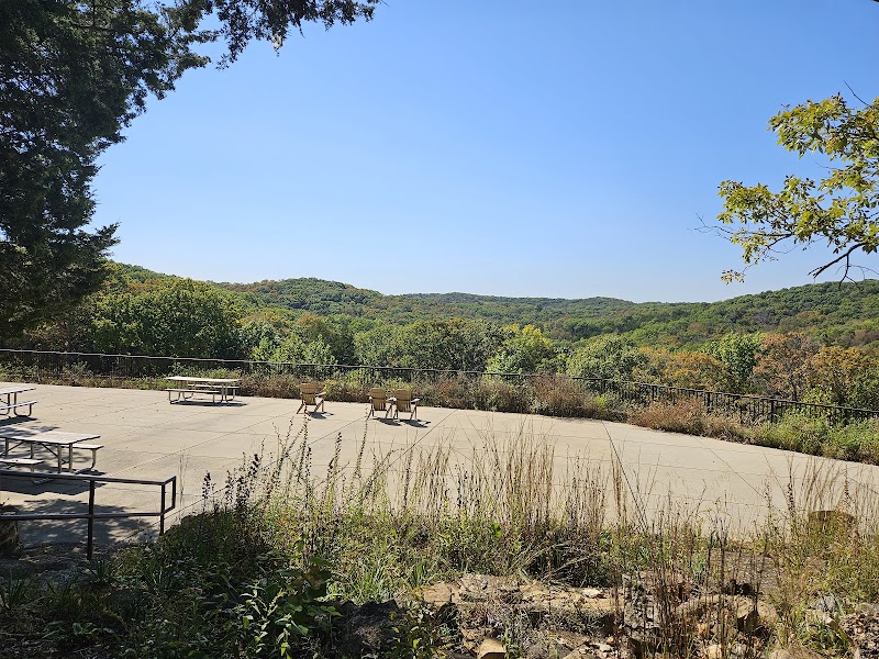 Sandstone Canyon Trail Trailhead - Cedar Hill, MO