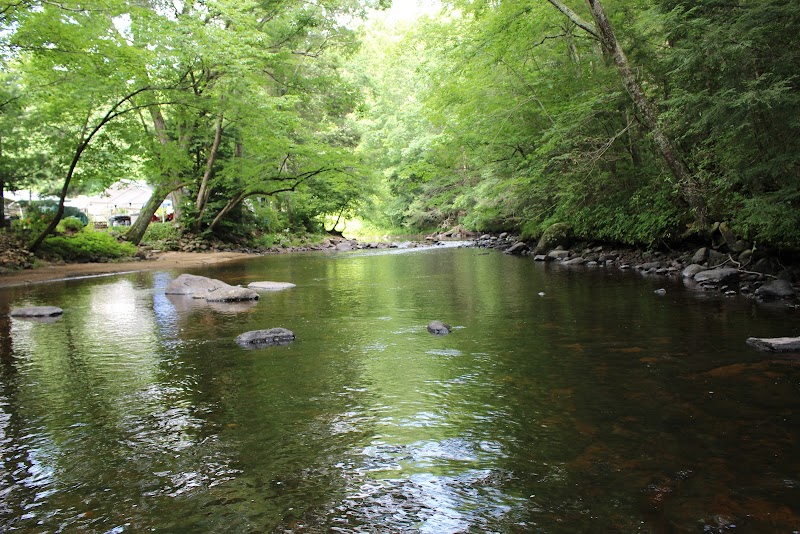 Nickerson Park Family Campground - Chaplin, CT